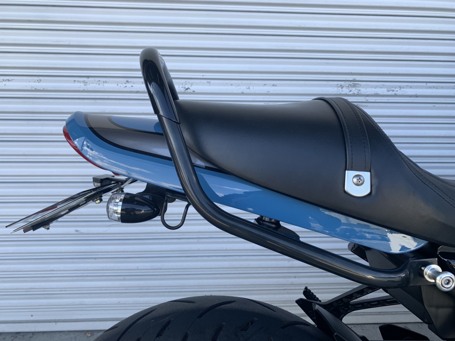 楽天市場】Z900RS 極太タンデムバー ブラックメッキ TSH オリジナル