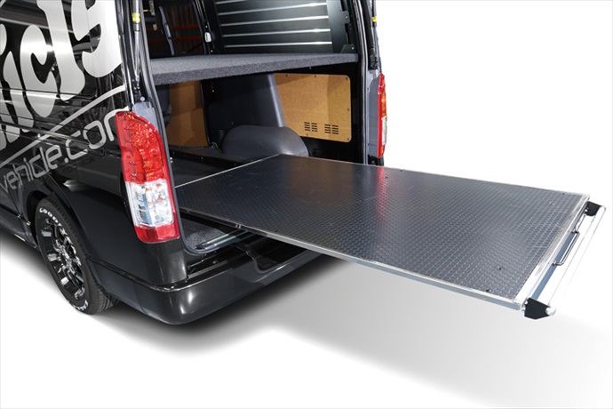 楽天市場】ハイエース 200系 スライドフロア 1型 〜 現行対応 標準バン