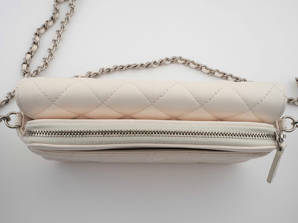 楽天市場】シャネル CHANEL マトラッセ フラップ フォンケース