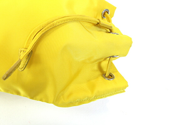 楽天市場】プラダ 巾着ポーチ 1NA369 イエロー ナイロン レザー 中古