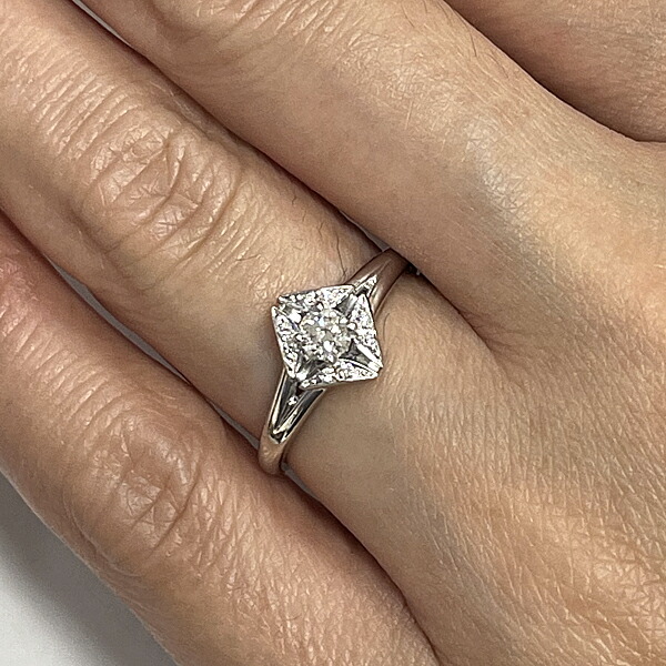 研磨済】 フォーエバーマーク 天然ダイヤモンドリング プラチナ900