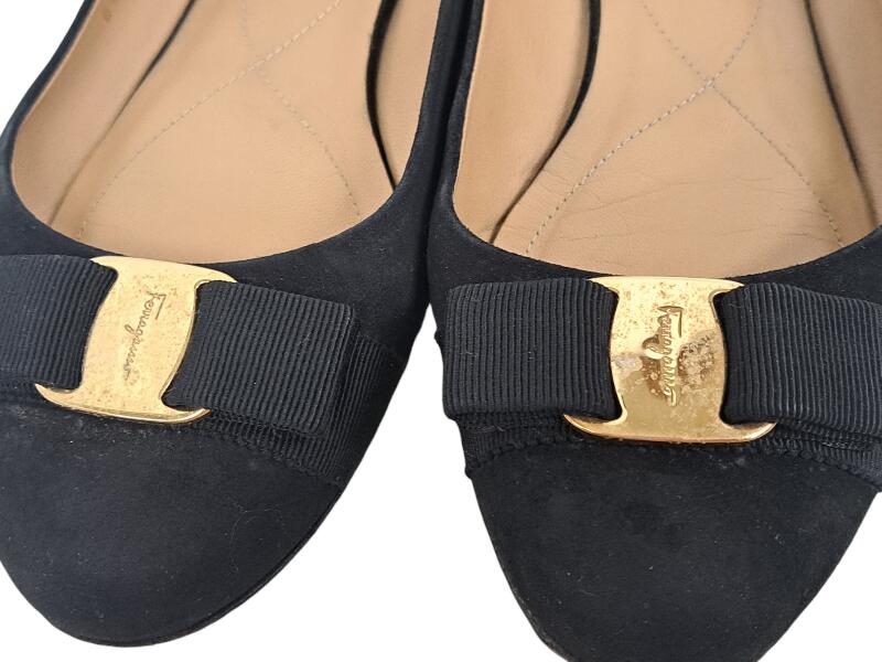 楽天市場】フェラガモ フラットシューズ ヴァラ リボン ロゴ 6 1/2 D