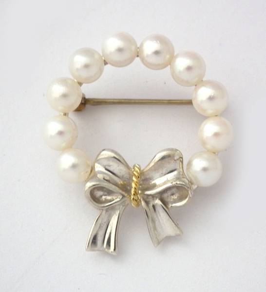 楽天市場】ティファニー ブローチ パール シルバー コンビ リボン