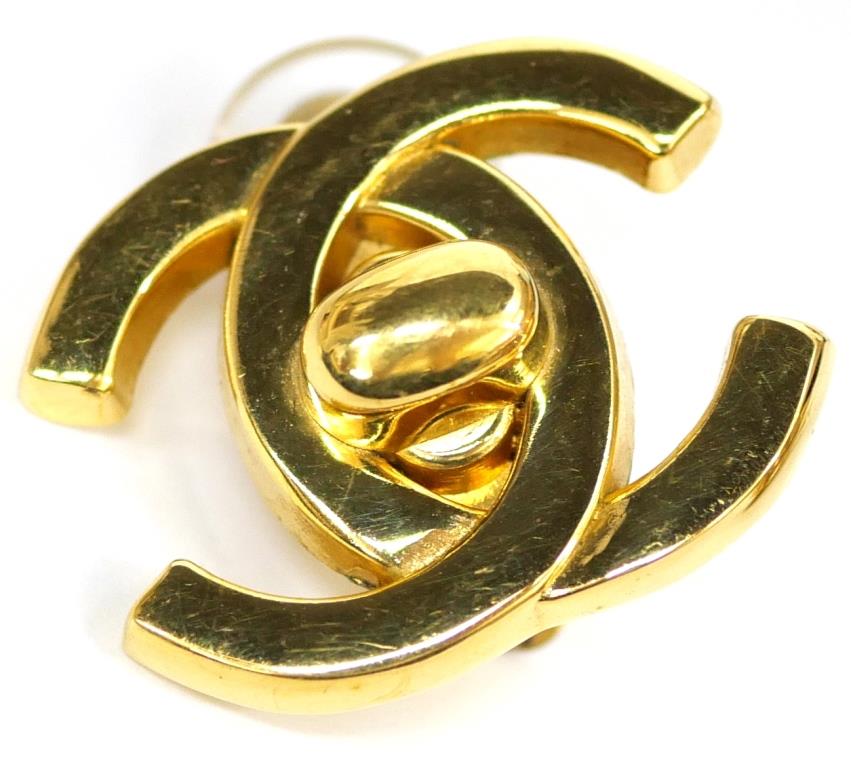 楽天市場】シャネル CHANEL ココマーク イヤリング ターンロック 95A