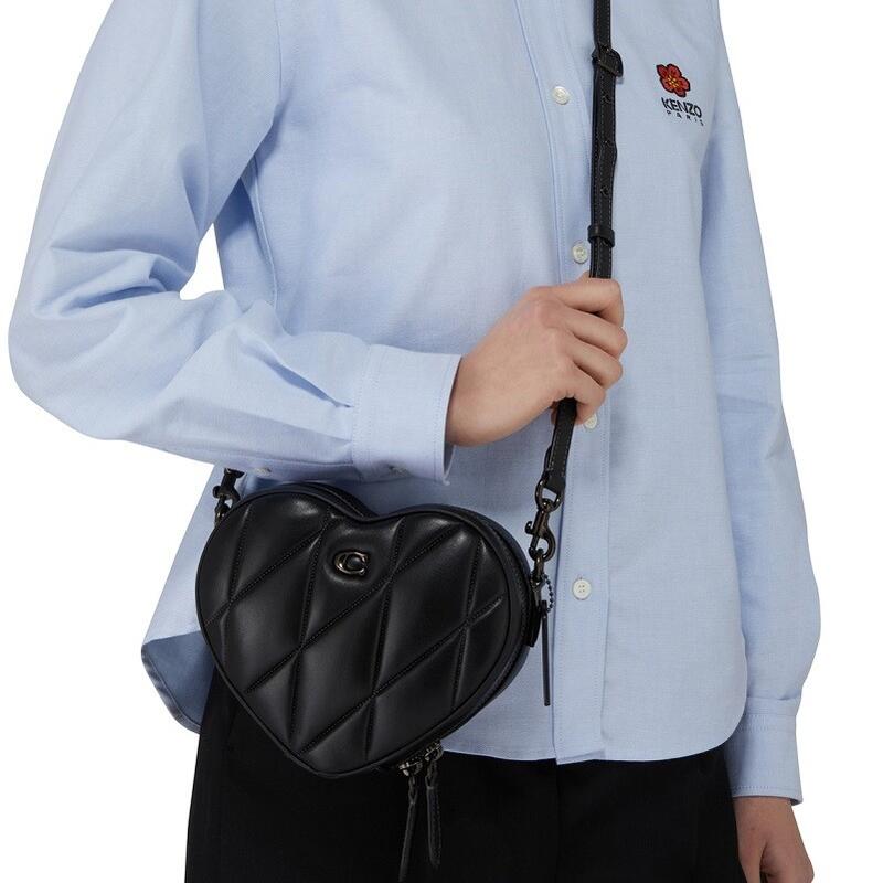 楽天市場】コーチ ハート バック 新作 コーチ スマホバッグ スマホ