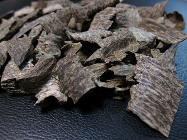 楽天市場】台湾輸出用 ベトナム産高級栽培沈香 5g 量り売り サンプル