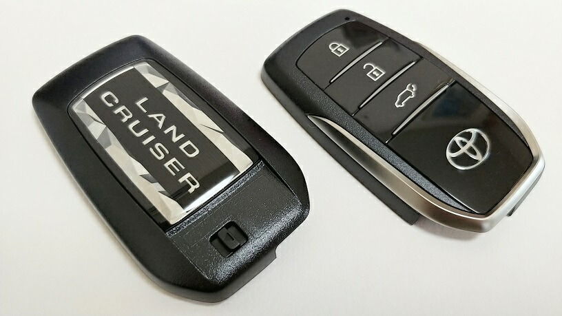 楽天市場】【トヨタ純正】 スマートキー送信機用カバー [サテンメッキ