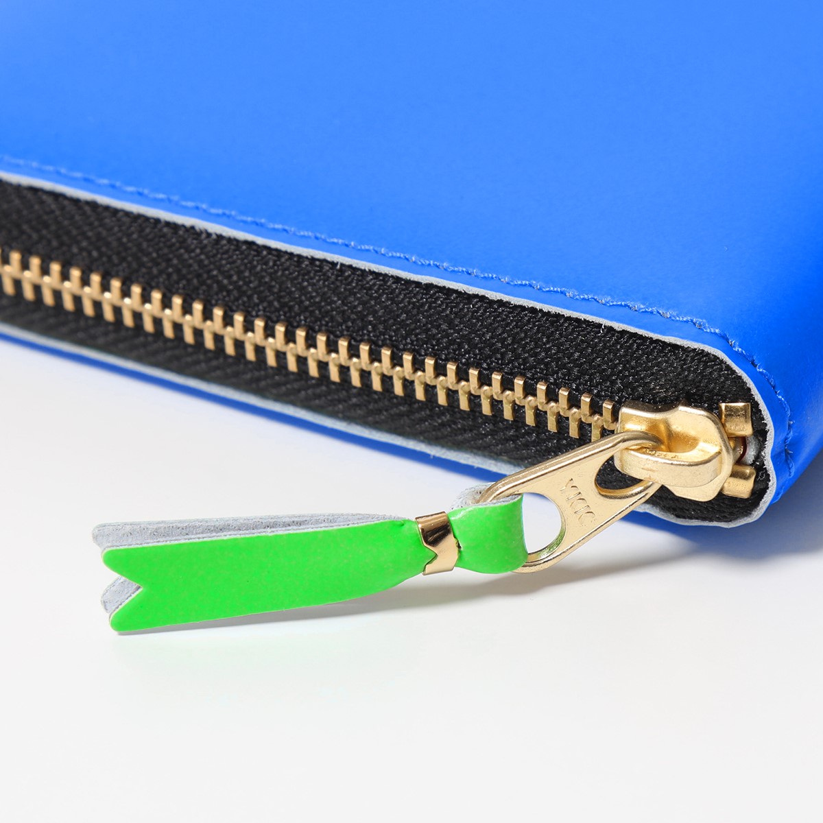 楽天市場】COMME des GARCONS コムデギャルソン 二つ折り財布 SA7100SF