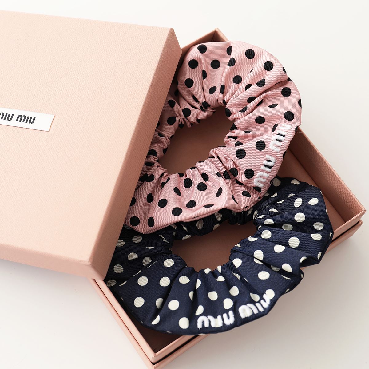 楽天市場】MIUMIU ミュウミュウ シュシュ 5IF024 2DPC レディース