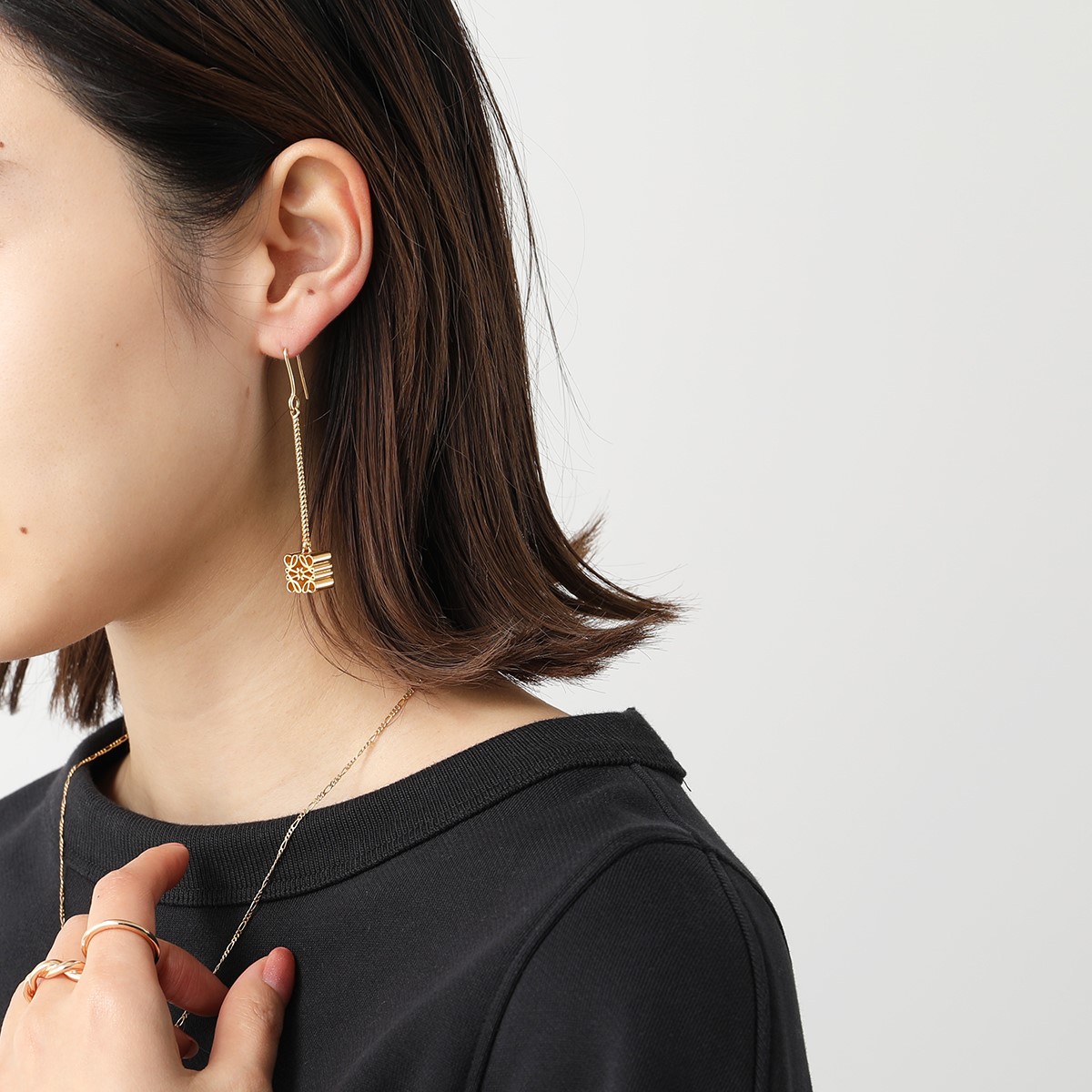 楽天市場】LOEWE ロエベ ピアス ANAGRAM DROP アナグラム ドロップ