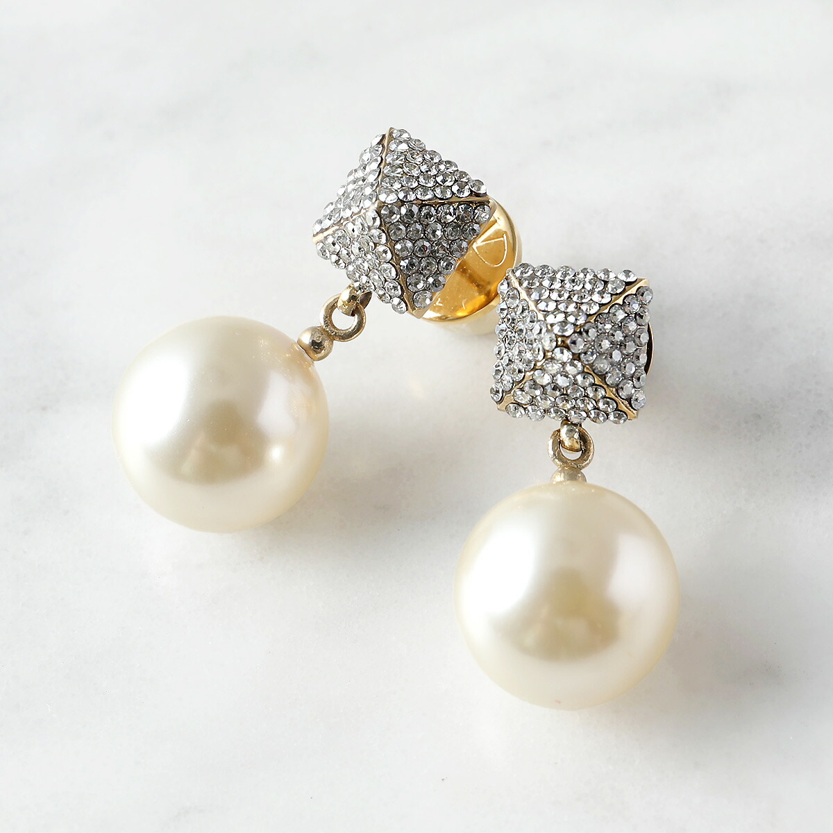 楽天市場】VALENTINO ヴァレンティノ ピアス 2W2J0P91 QVS レディース