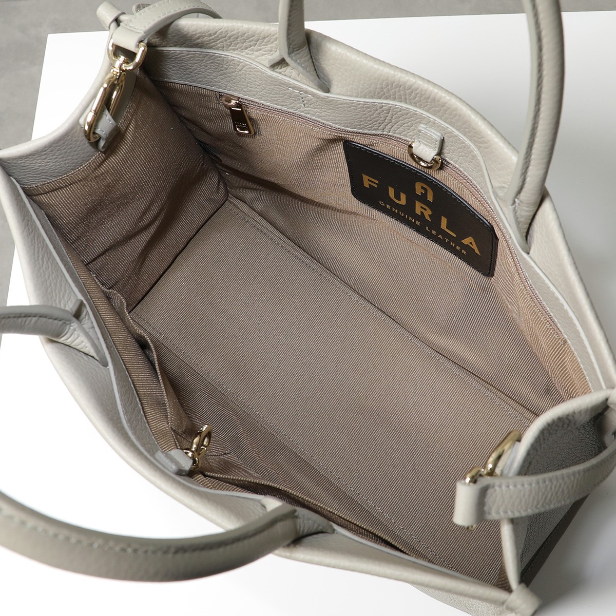 楽天市場】Furla フルラ トートバッグ WONDER M ワンダー WB00842