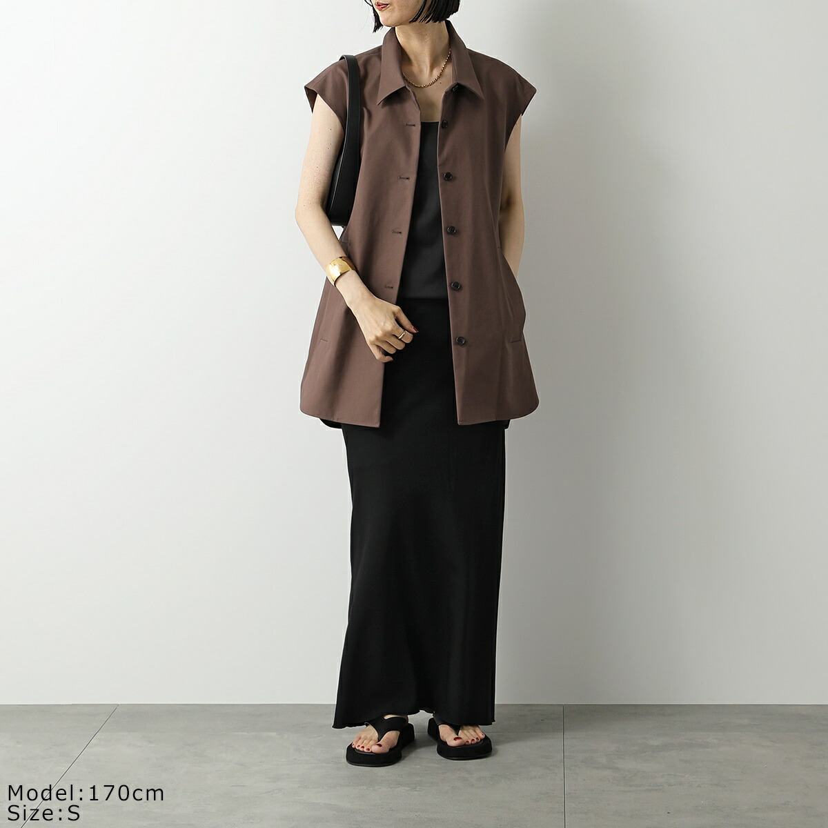 ドリスヴァンノッテン☆黒のベルト付きダウンベスト ジレ アウター