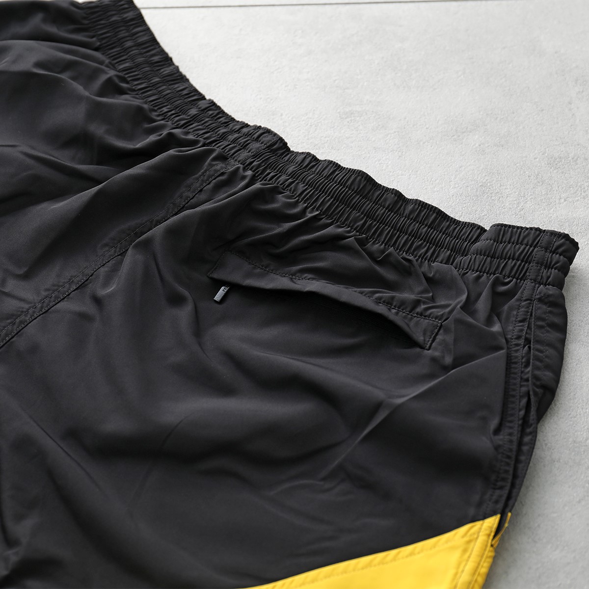 楽天市場】FENDI フェンディ スイムウェア FXB134 AN69 メンズ スイム