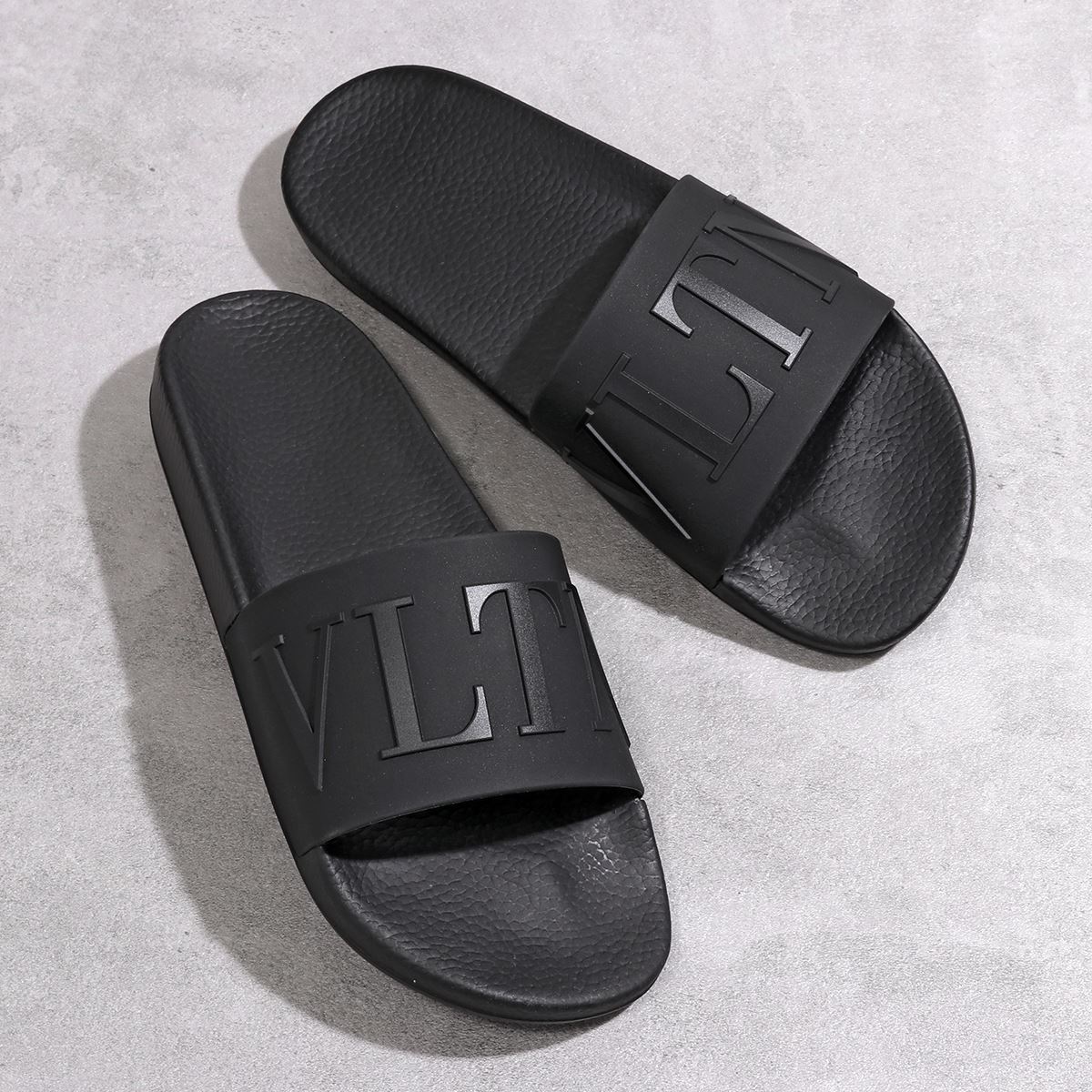 楽天市場】VALENTINO ヴァレンティノ シャワーサンダル 2Y2 XY2 S0873