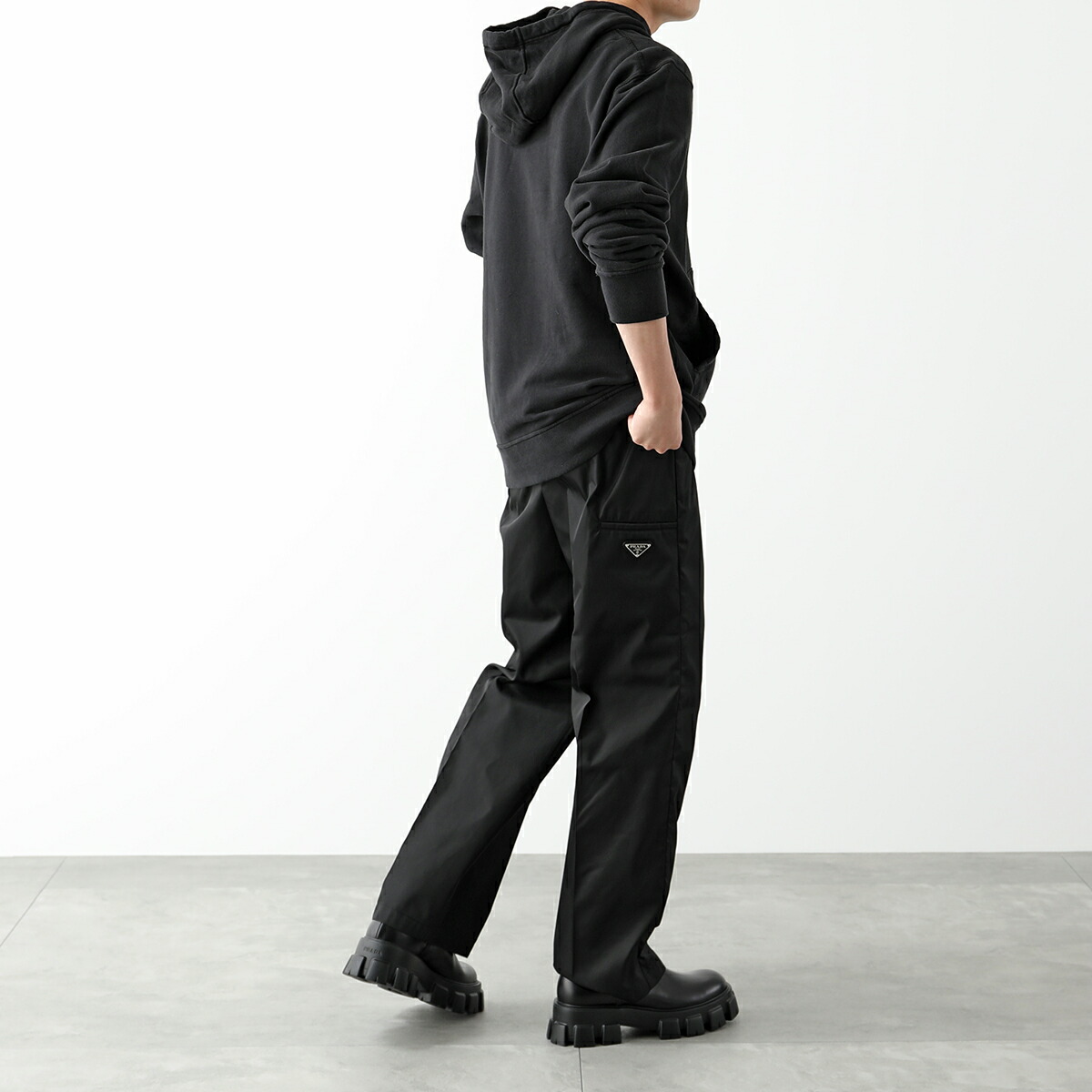 楽天市場】PRADA プラダ パンツ SPG30 1WQ8 メンズ Re-Nylon ナイロン