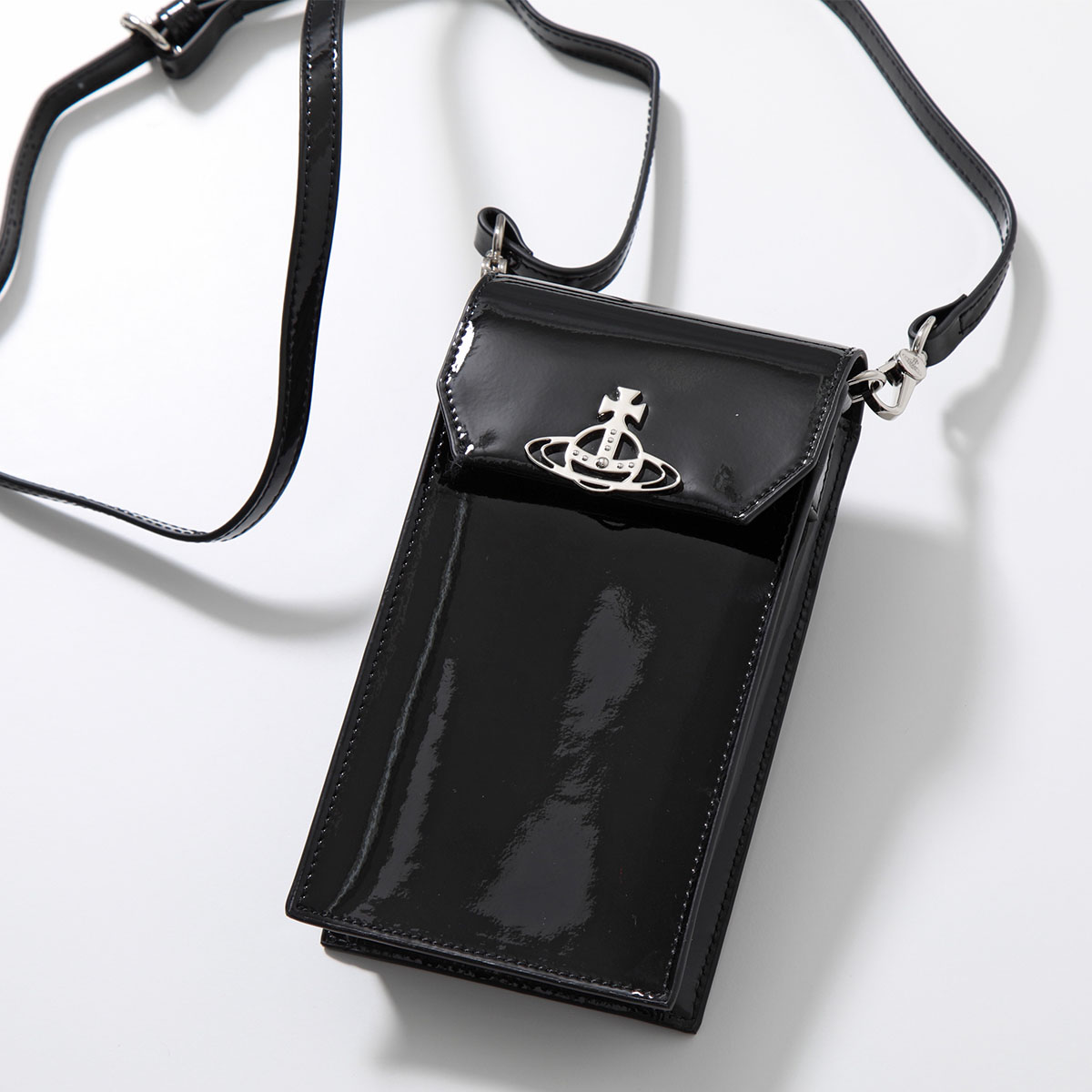 楽天市場】Vivienne Westwood ヴィヴィアンウエストウッド フォン