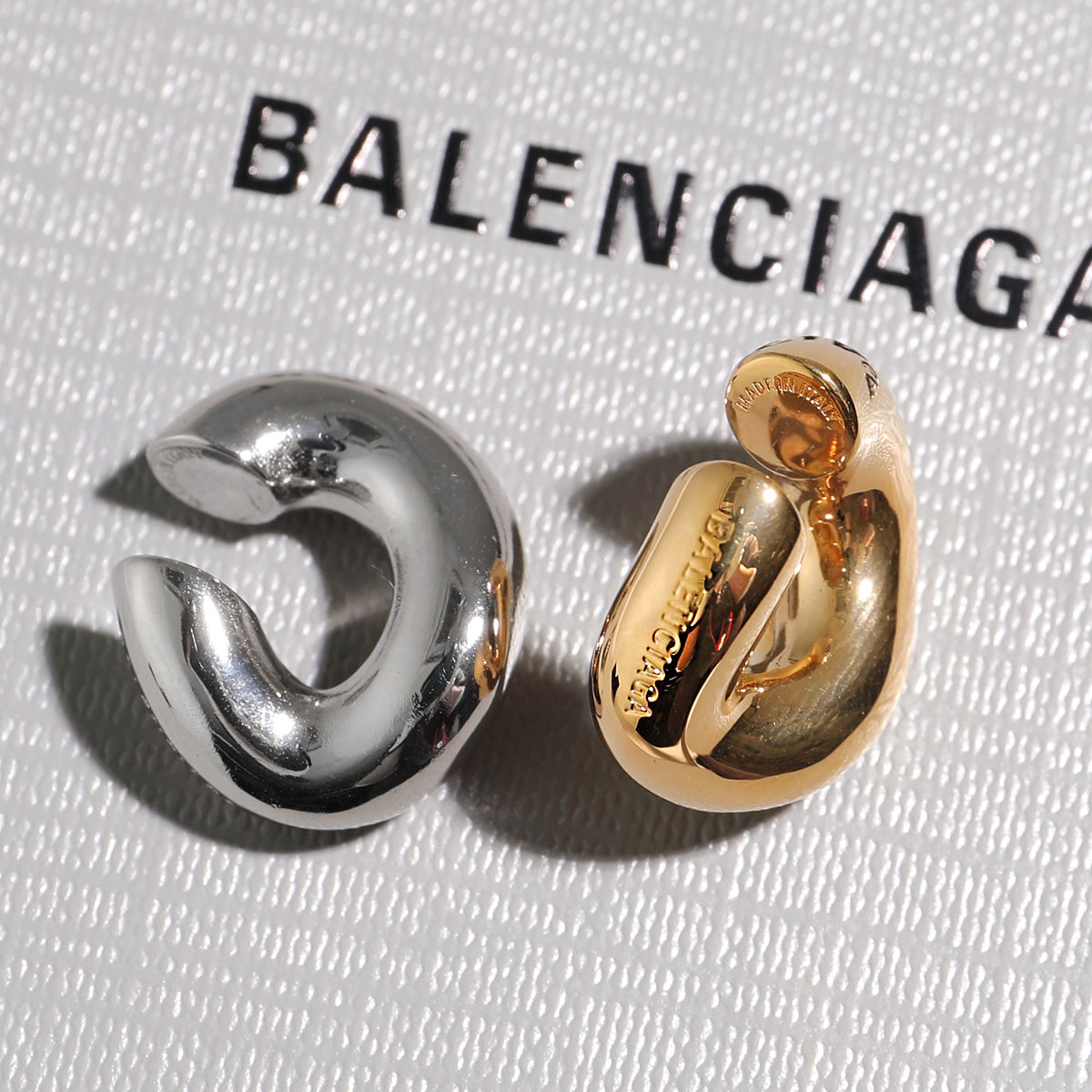 楽天市場】BALENCIAGA バレンシアガ イヤーカフ LOOP EAR CUFF 765716