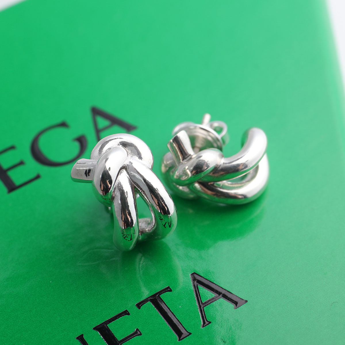 楽天市場】BOTTEGA VENETA ボッテガヴェネタ ピアス 708285 V5070