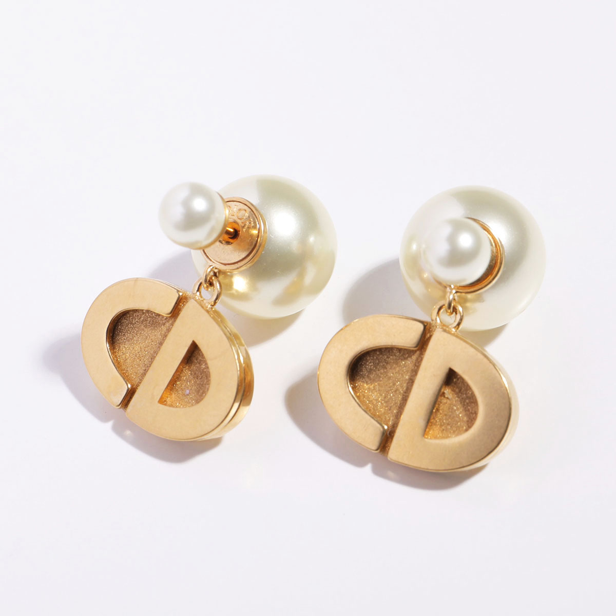 楽天市場】Dior ディオール ピアス E2959WOMRS レディース パール CD