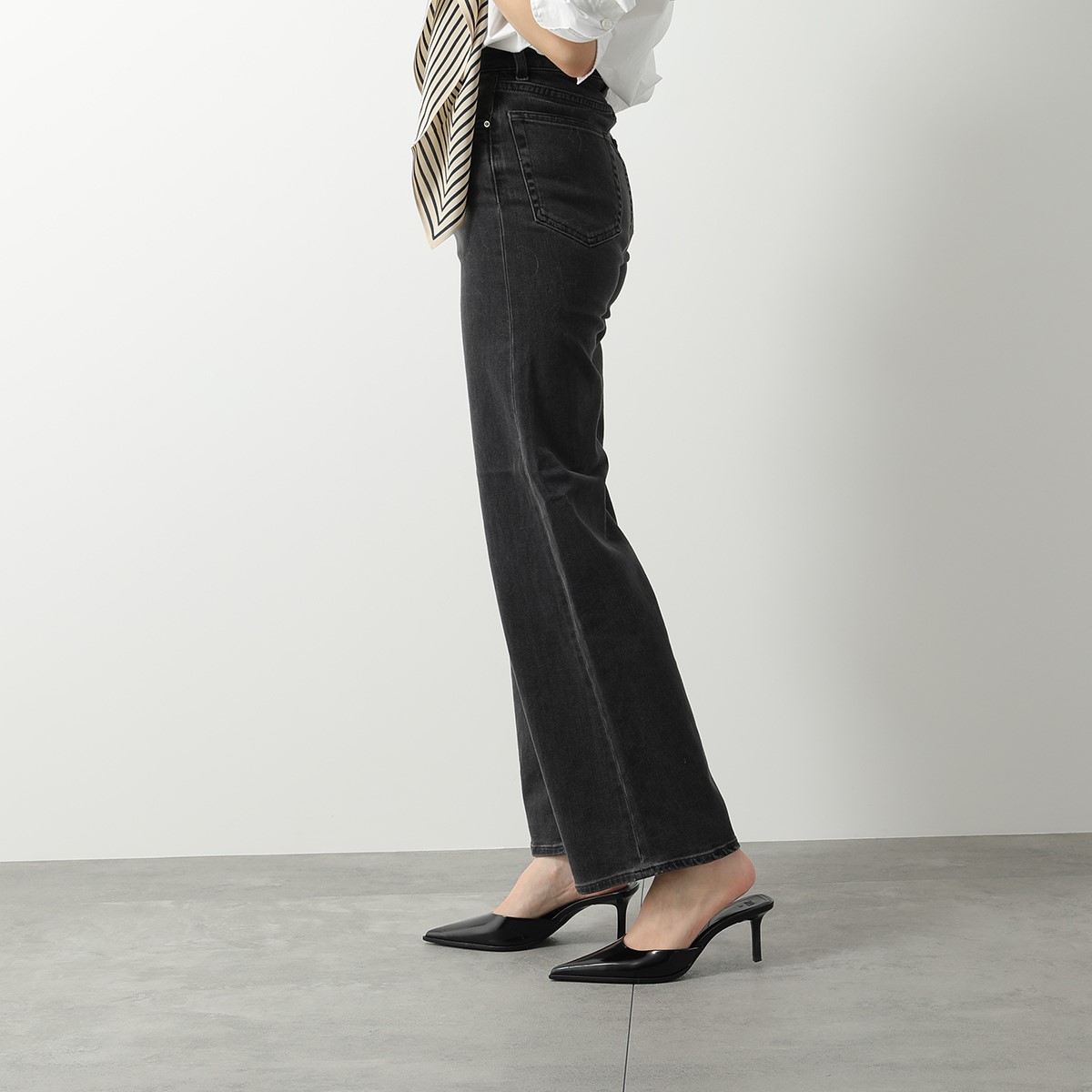 楽天市場】Toteme トーテム ジーンズ FLARE FIT DENIM 222-230-743