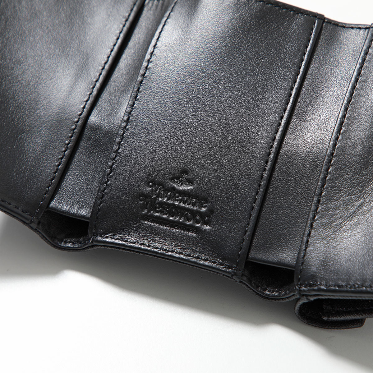 楽天市場】Vivienne Westwood ヴィヴィアンウエストウッド 三つ折り