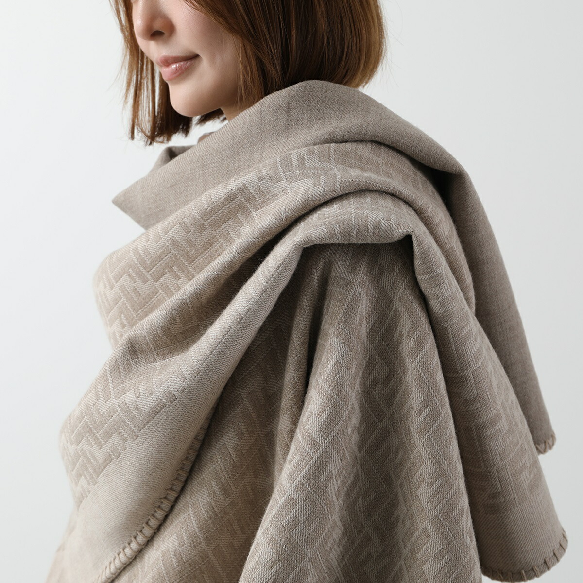 楽天市場】【最大2万円OFFクーポン対象・3/1限定】FENDI フェンディ