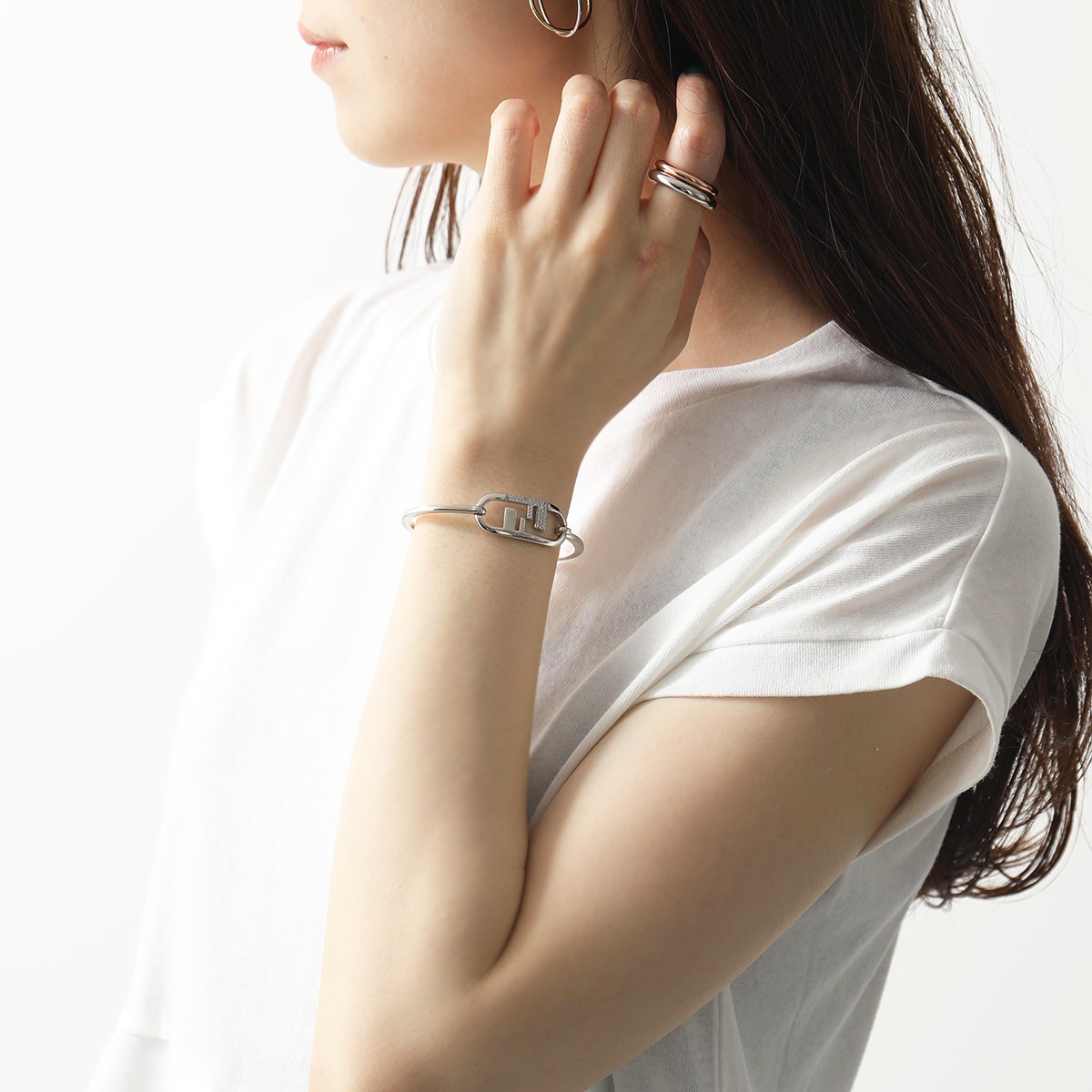 楽天市場】FENDI フェンディ バングル 8AH359 A44G レディース オー