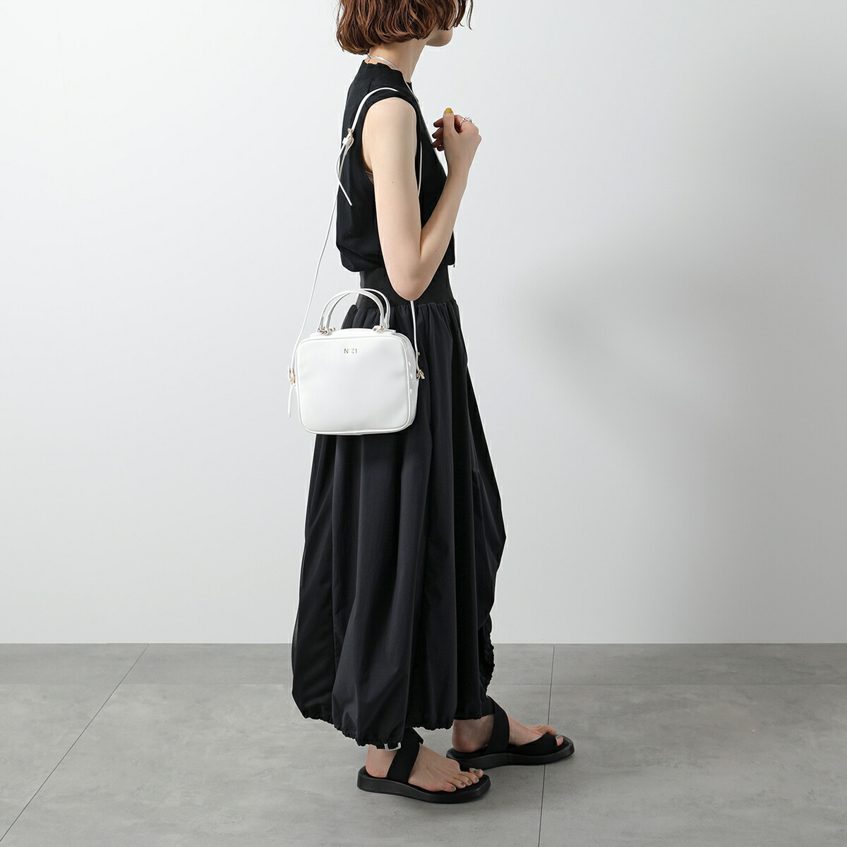 楽天市場】N°21 KIDS ヌメロヴェントゥーノ キッズ ショルダーバッグ