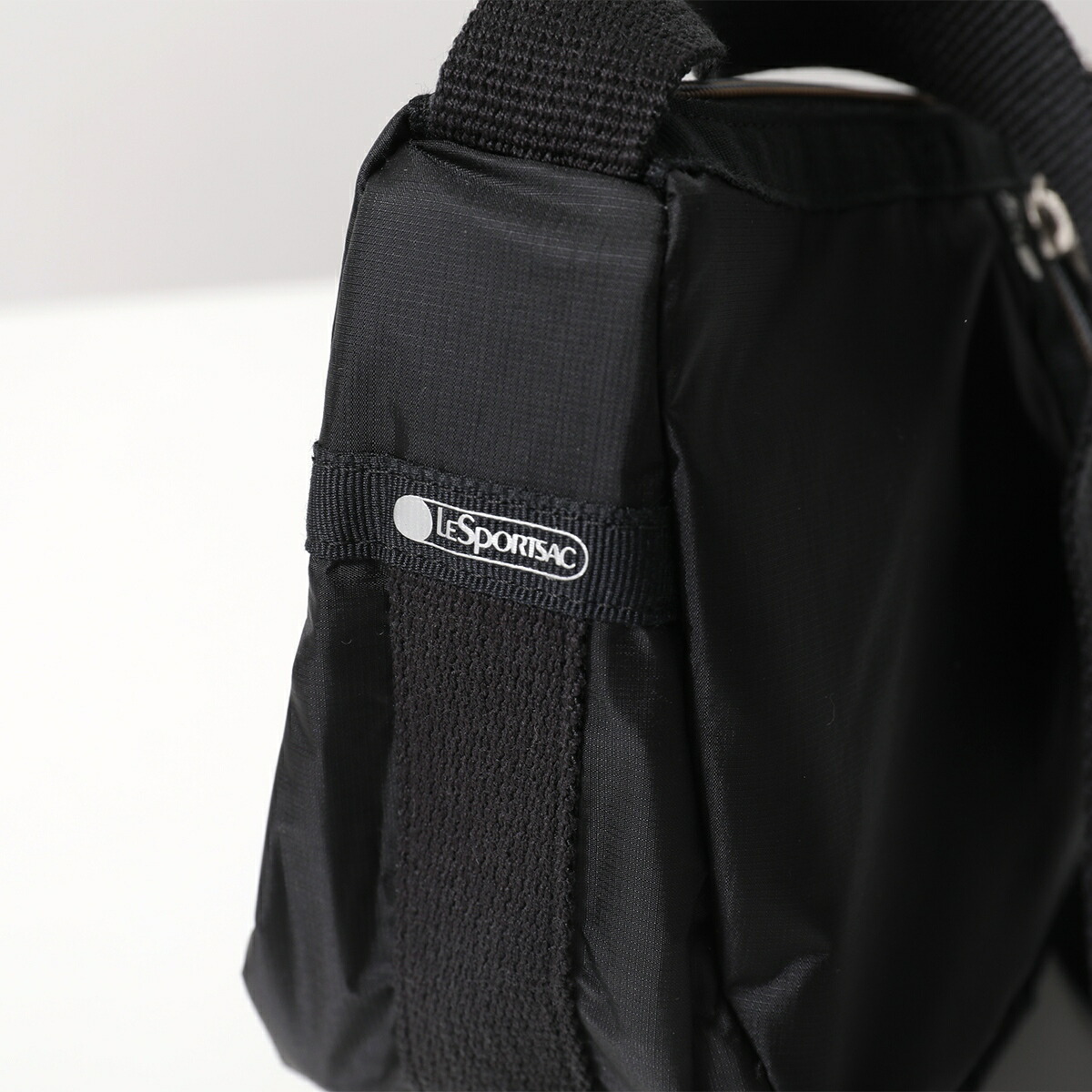 楽天市場】LeSportsac レスポートサック ショルダーバッグ ESSENTIAL