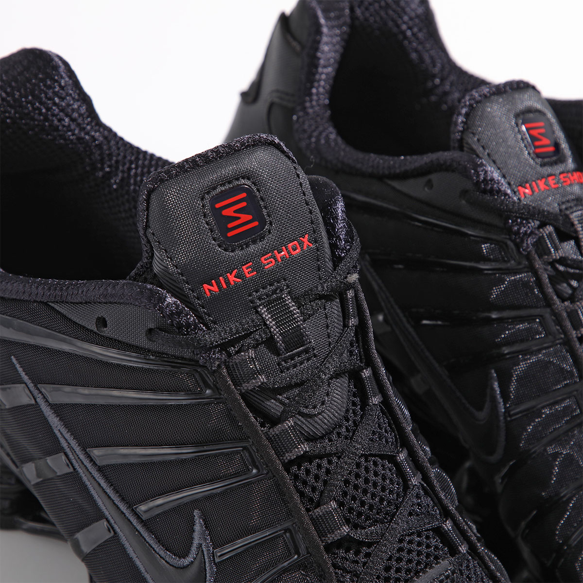 楽天市場】NIKE ナイキ スニーカー SHOX TL ショックス AV3595 002