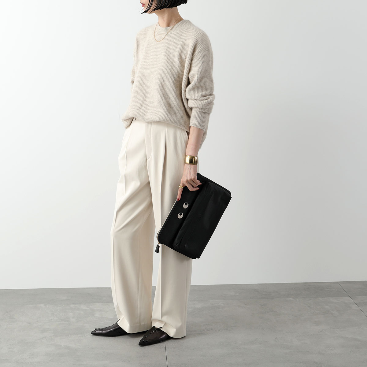 楽天市場】ANYA HINDMARCH アニヤハインドマーチ クラッチバッグ Tech