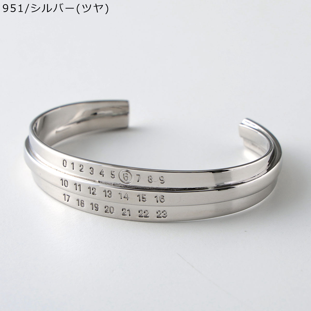マルジェラ mm6 シルバーカラー オープンバングル 真鍮 イタリア製
