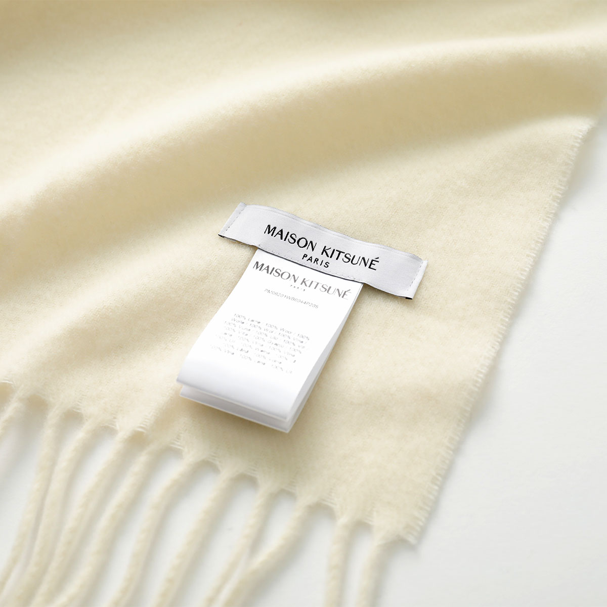 楽天市場】MAISON KITSUNE メゾンキツネ マフラー PM06201WB0044