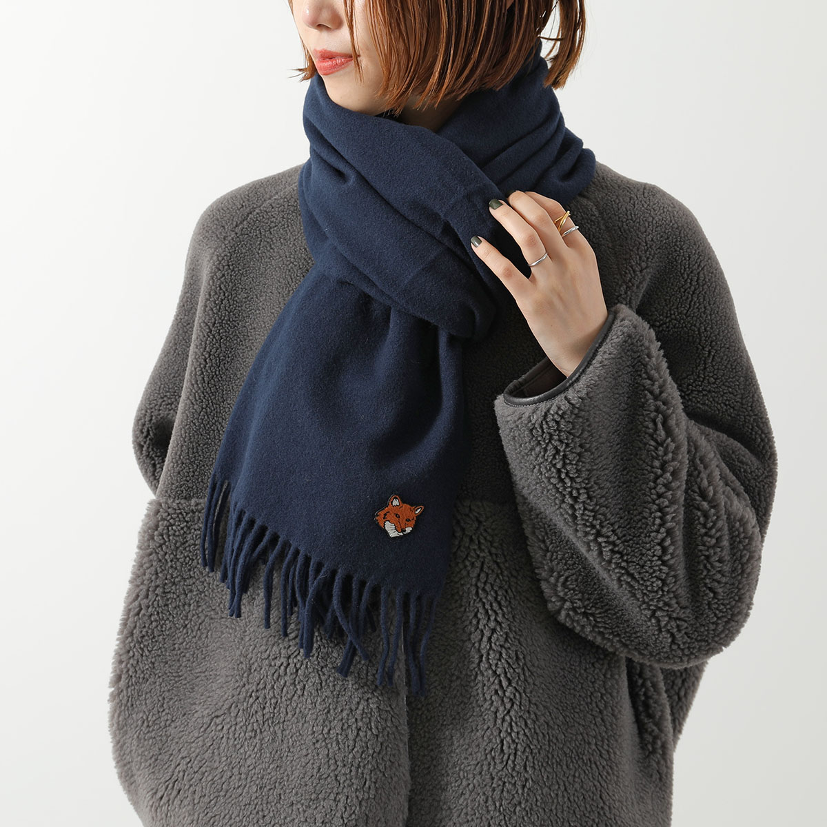 楽天市場】MAISON KITSUNE メゾンキツネ マフラー PM06201WB0044