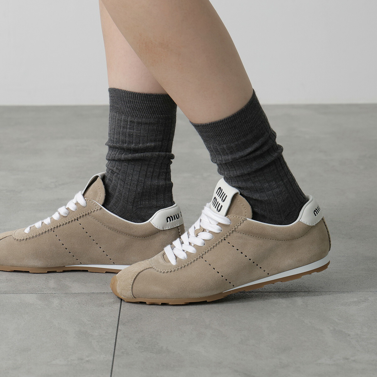 楽天市場】【最大2万円OFFクーポン対象・3/1限定】MIUMIU ミュウミュウ