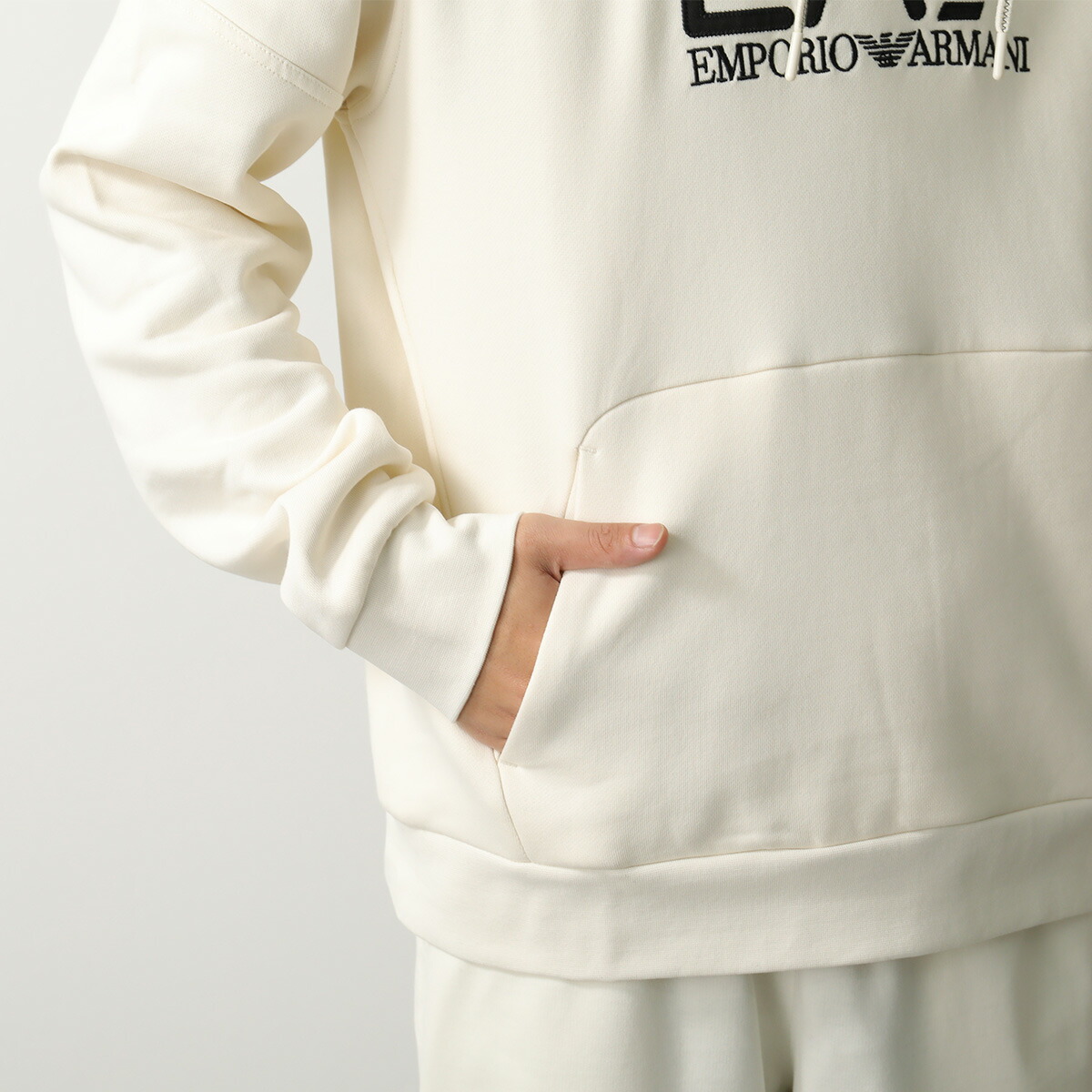 楽天市場】【最大2万円OFFクーポン対象・3/1限定】EA7 EMPORIO ARMANI