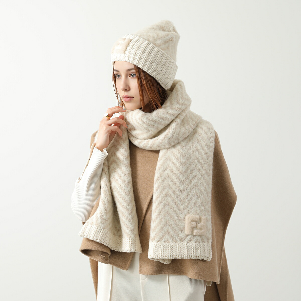 楽天市場】FENDI フェンディ マフラー FXT458 AYKM レディース リブ