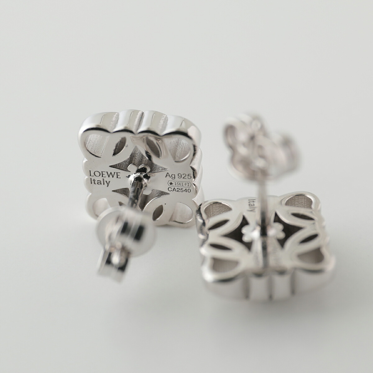 楽天市場】LOEWE ロエベ ピアス BOMBE ANAGRAM ボンベ アナグラム