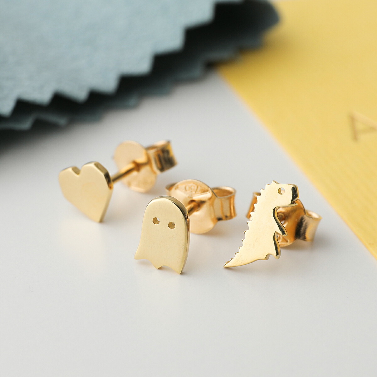 楽天市場】ALIITA アリータ ピアス MINI BOLD CORAZON FANTASMA DINO