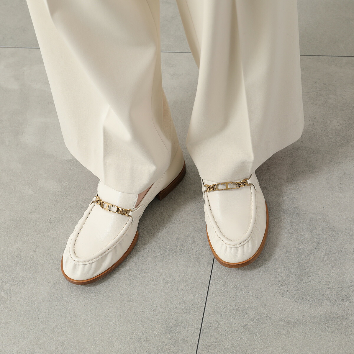 TOD'S フリンジ付きホワイトローファー 楽天市場】【15％OFFクーポン