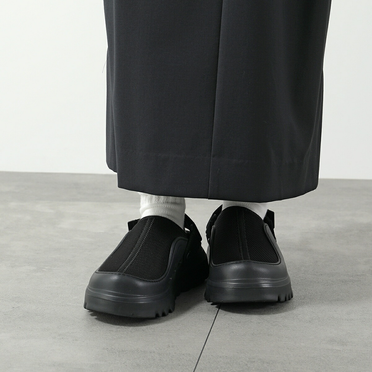 楽天市場】【最大2万円OFFクーポン対象・3/1限定】UGG アグ サンダル