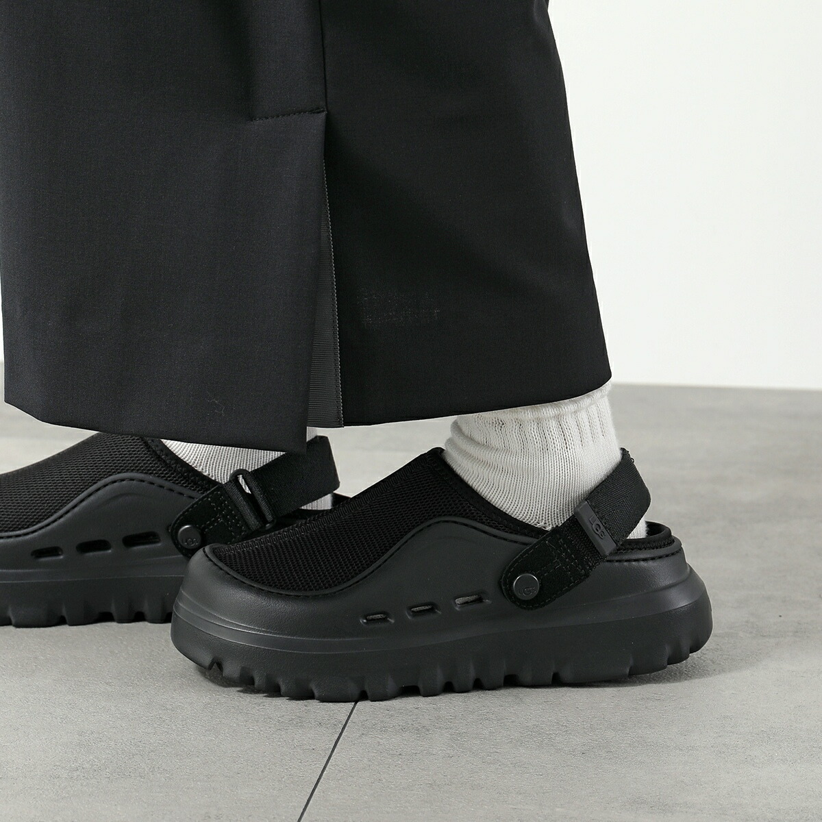 楽天市場】【最大2万円OFFクーポン対象・3/1限定】UGG アグ サンダル