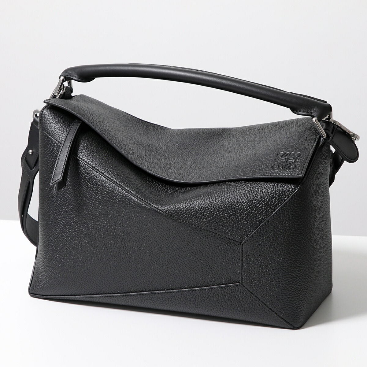 楽天市場】LOEWE ロエベ ショルダーバッグ PUZZLE EDGE LARGE パズル