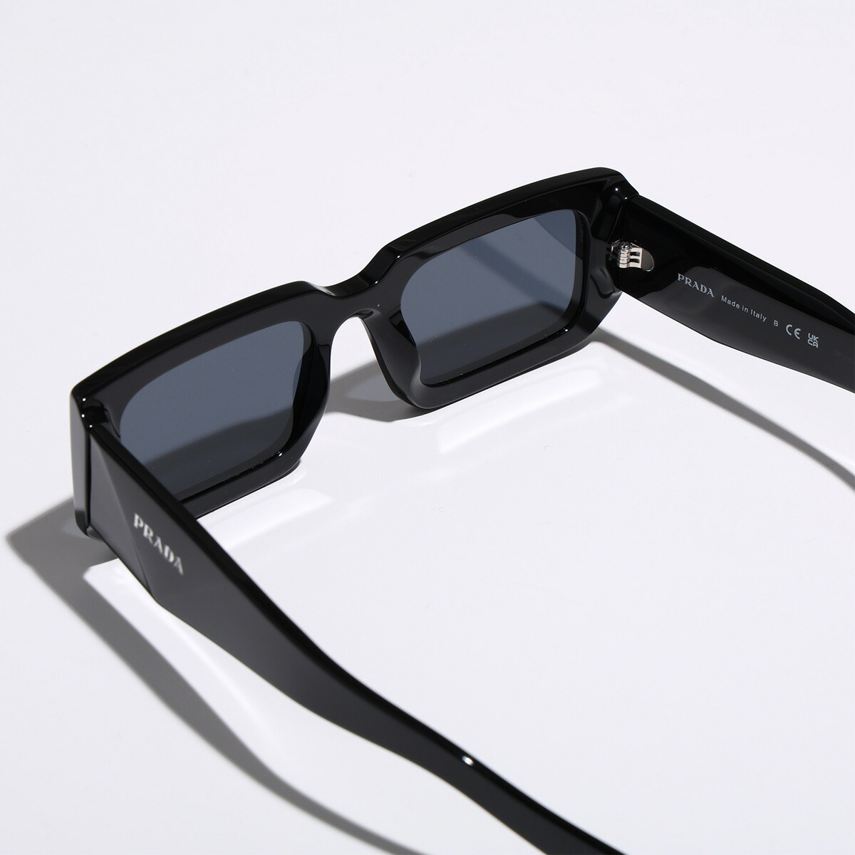 楽天市場】【最大2万円OFFクーポン対象・3/1限定】PRADA プラダ