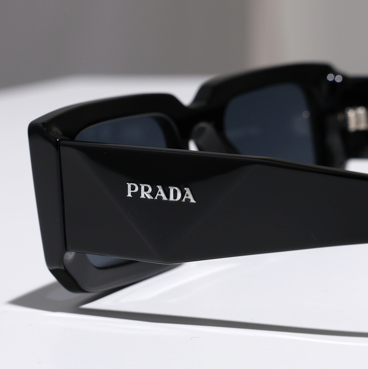 PRADA プラダ サングラス ビッグフレーム SPR25N サングラス プラダ