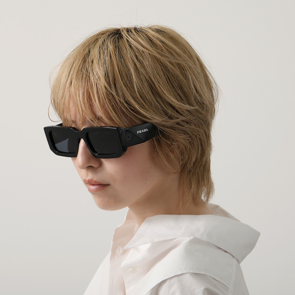 楽天市場】【最大2万円OFFクーポン対象・3/1限定】PRADA プラダ