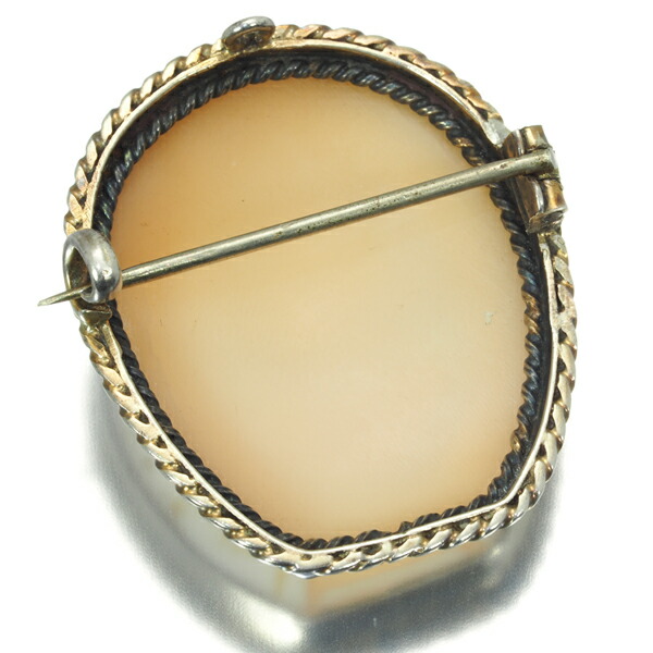 サルバトーレフェラガモ シェルカメオSV925ブローチ／トップ箱付き