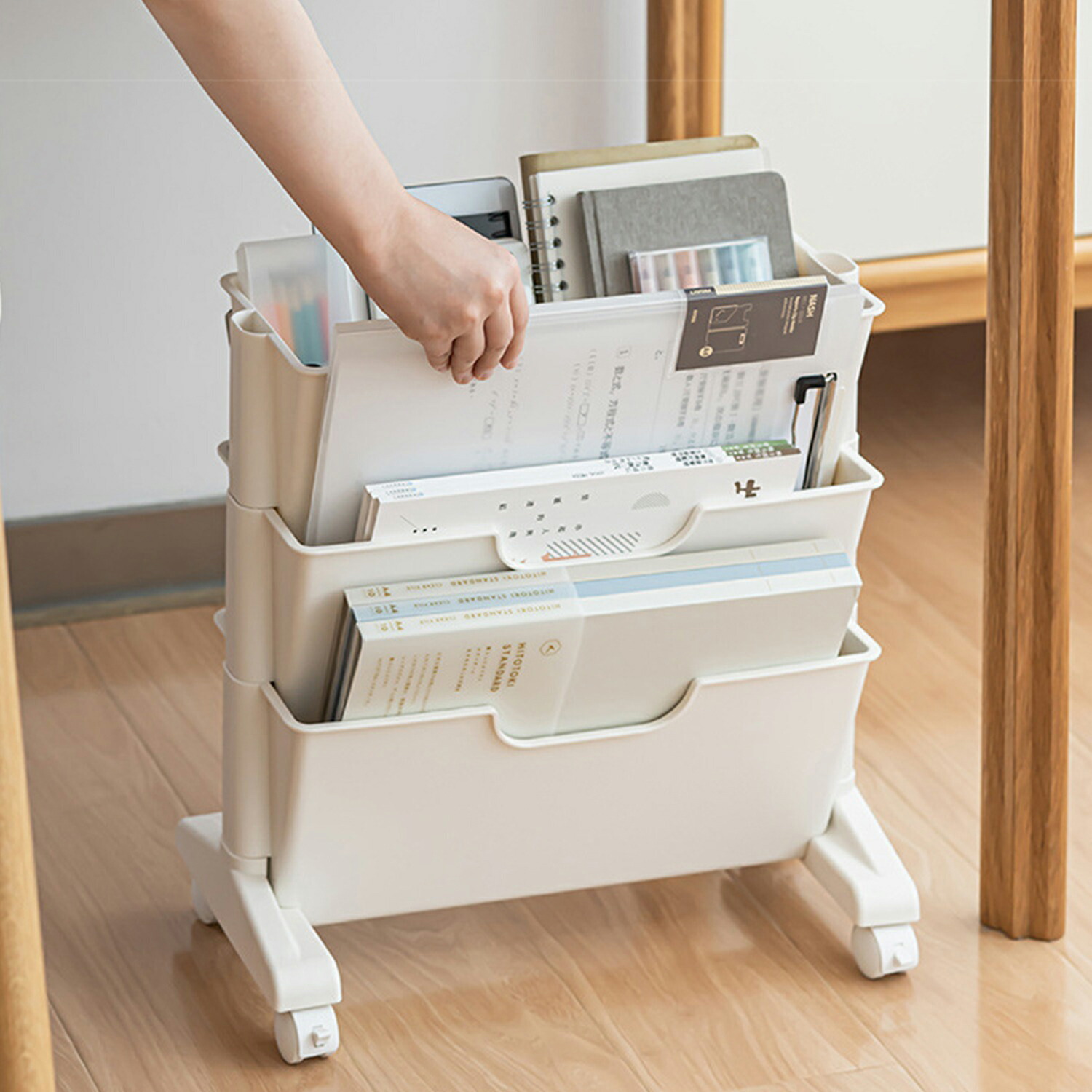 楽天市場】マガジンラック ミニ 3段 キャスター 本棚 棚 移動 小物収納