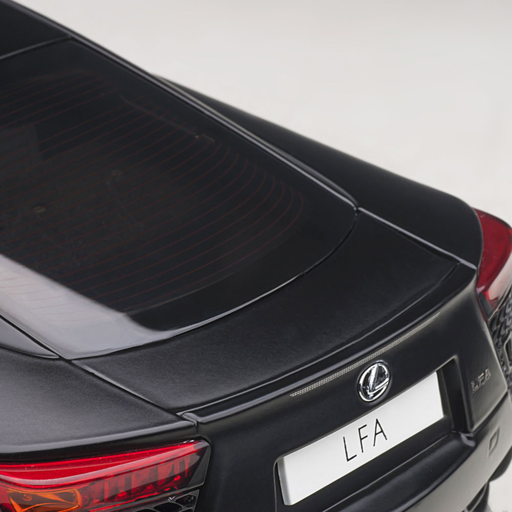 楽天市場】ミニカー 1/18 レクサス LFA マット ブラック オートアート